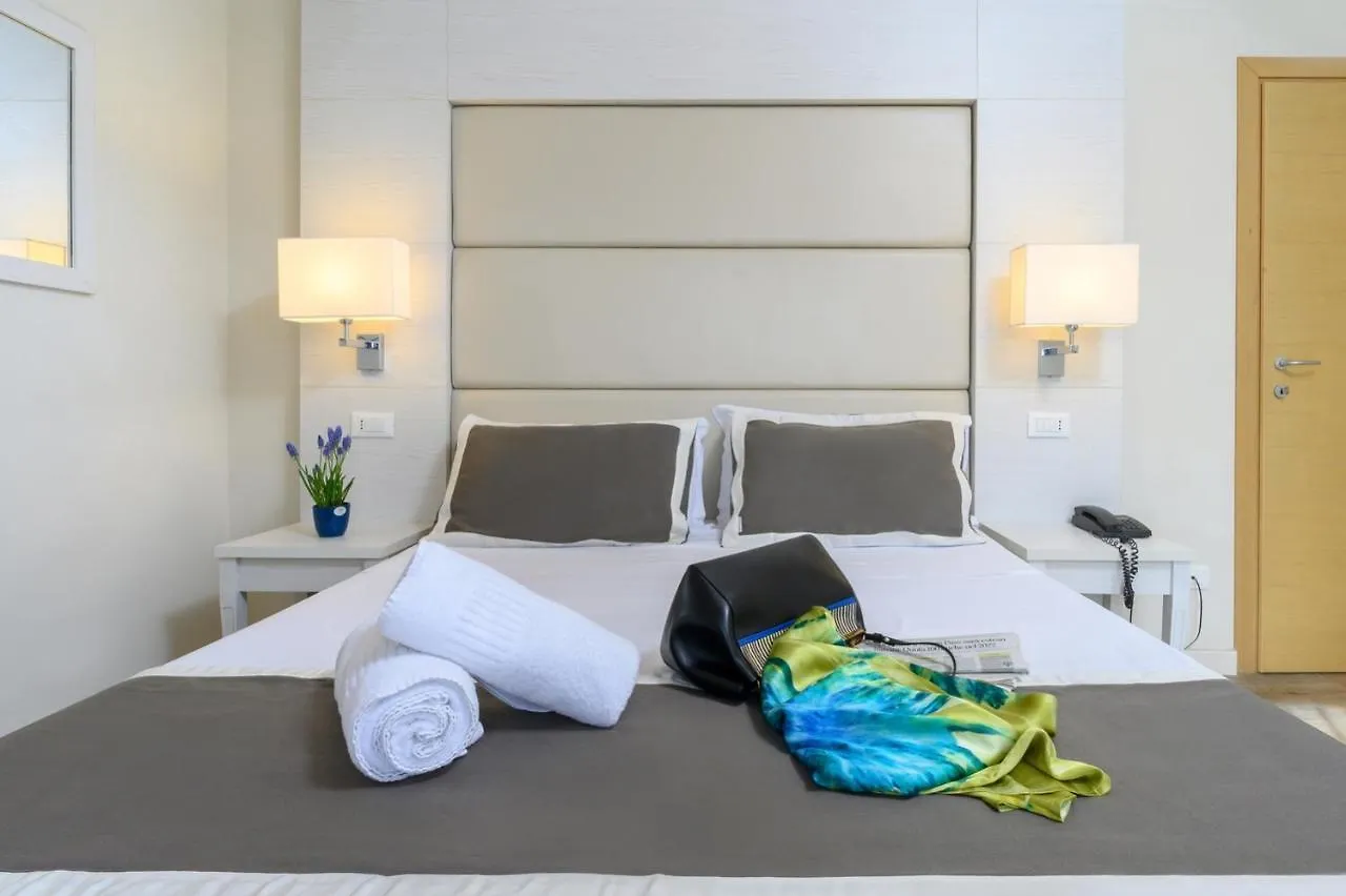 Atlas Hotel Riccione 3*,